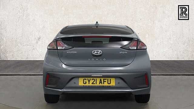 Hyundai IONIQ 1.6 h-GDi 8.9kWh Premium SE Hatchback 5dr Petrol Plug-in Hybrid DCT Euro 6 (s/s) Grey