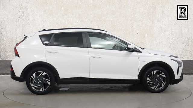 Hyundai BAYON 1.0 T-GDi MHEV SE Connect SUV 5dr Petrol Hybrid Manual Euro 6 (s/s) (100 ps) Atlas White