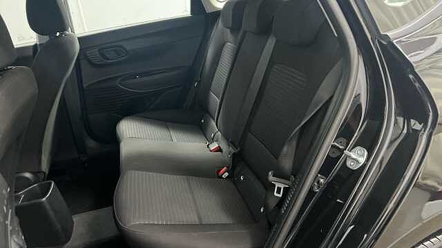 Hyundai I20 1.0 T-GDi MHEV SE Connect Hatchback 5dr Petrol Hybrid Manual Euro 6 (s/s) (100 p Black