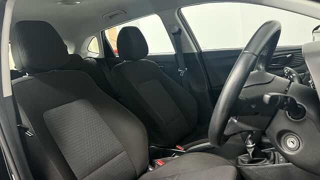 Hyundai I20 1.0 T-GDi MHEV SE Connect Hatchback 5dr Petrol Hybrid Manual Euro 6 (s/s) (100 p Black