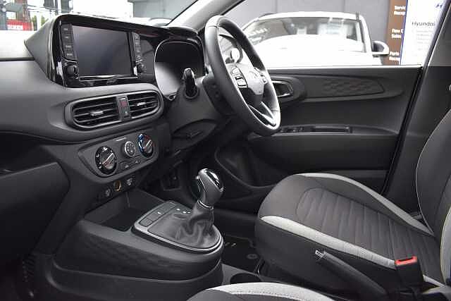 Hyundai i10 1.0 [63] Advance 5dr Auto [Nav]