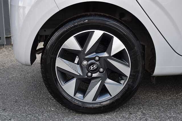 Hyundai i10 1.0 [63] Advance 5dr Auto [Nav]