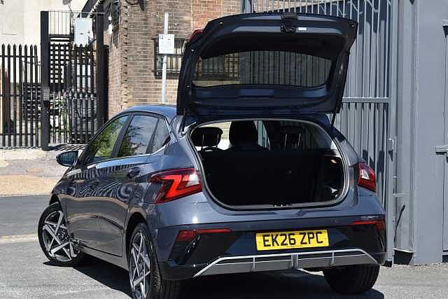 Hyundai i20 1.0T GDi 90 Tech Line 5dr DCT
