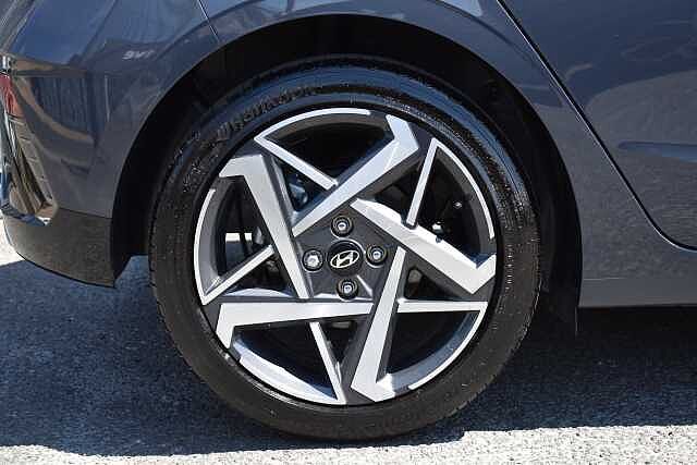 Hyundai i20 1.0T GDi 90 Tech Line 5dr DCT