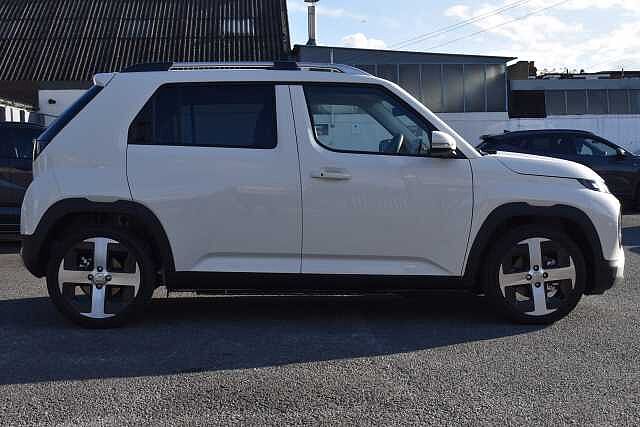 Hyundai INSTER 85kW 02 49kWh 5dr Auto Beige