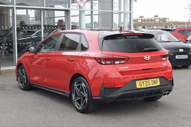 Hyundai I30 1.5T GDi 48v Hybrid N Line S 5dr DCT Red
