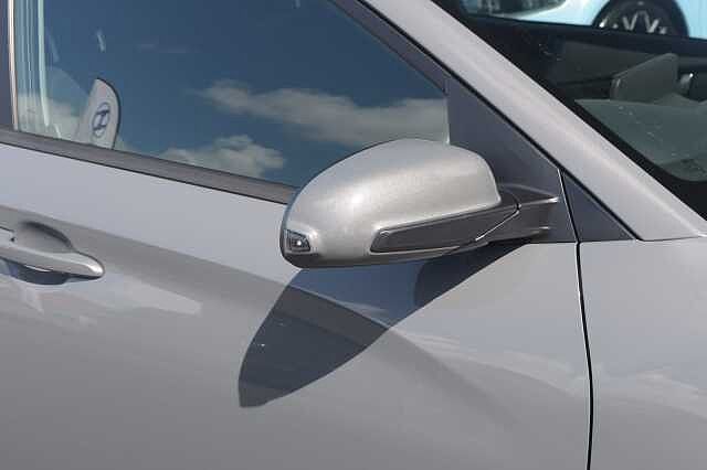 Hyundai KONA 1.6 GDi Hybrid Premium 5dr DCT Grey