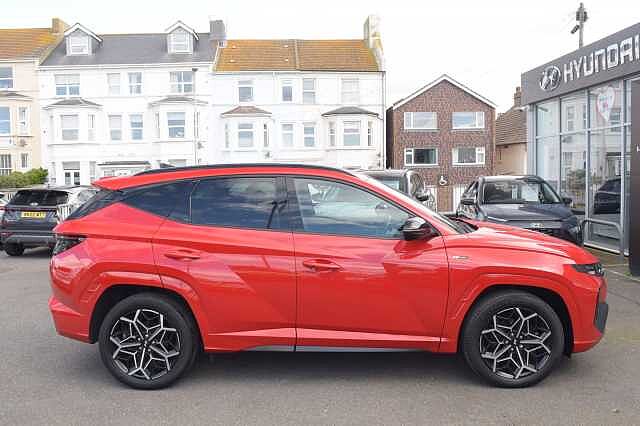 Hyundai TUCSON 1.6 TGDi Hybrid 230 N Line 5dr 2WD Auto Red