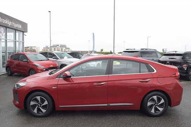 Hyundai IONIQ 1.6 GDi Hybrid Premium 5dr DCT