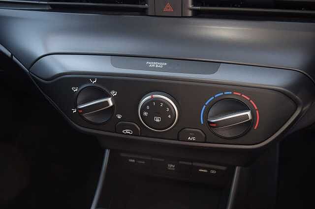 Hyundai BAYON 1.0 TGDi 48V MHEV SE Connect 5dr DCT