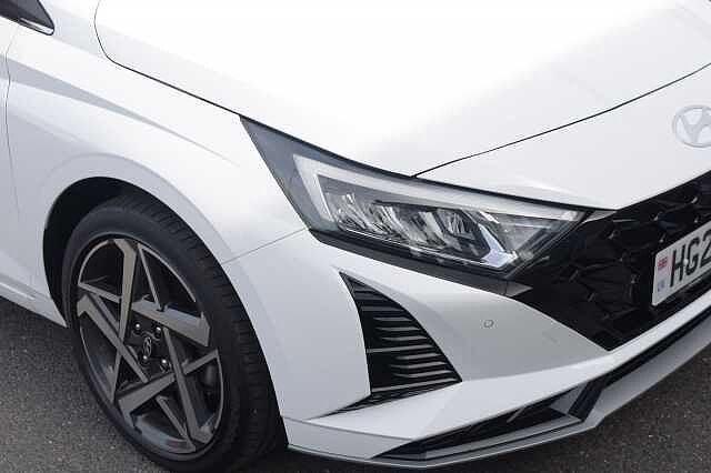 Hyundai I20 1.0T GDi Premium 5dr DCT White