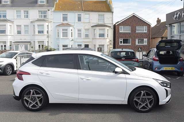 Hyundai I20 1.0T GDi Premium 5dr DCT White