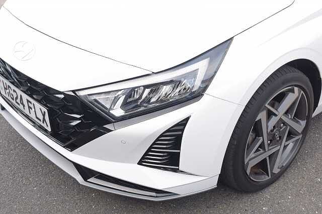Hyundai I20 1.0T GDi Premium 5dr DCT White