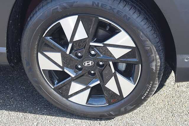Hyundai KONA 1.6 GDi Hybrid Ultimate 5dr DCT Red