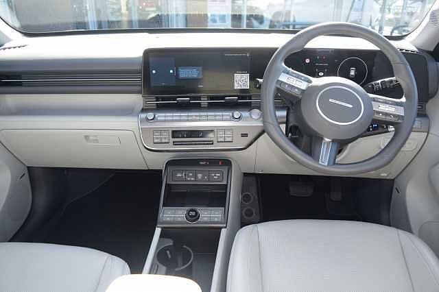Hyundai KONA 1.6 GDi Hybrid Ultimate 5dr DCT Red
