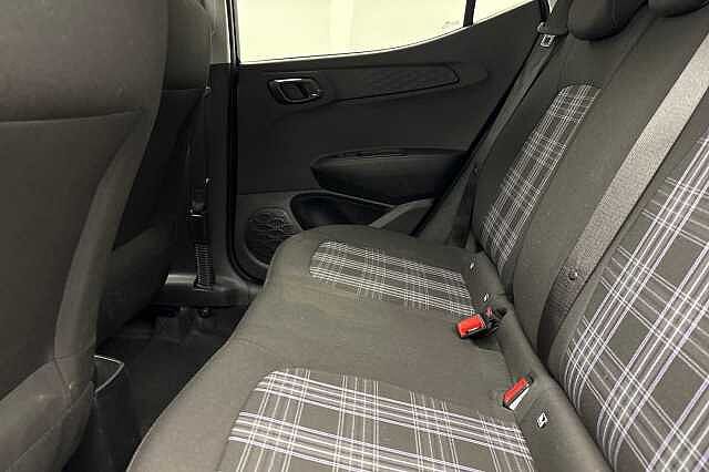 Hyundai i10 1.0 [63] Premium 5dr Auto [Nav]