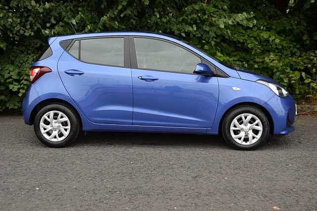 Hyundai I10 1.0 SE IMMACULATE CONDITION ONLY 14,888 MILES Champion Blue