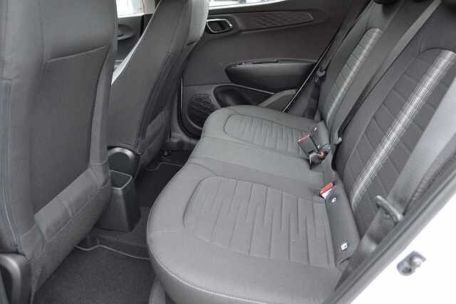 Hyundai i10 1.0 ADVANCE PRE REG, DELIIVERY MILES,PRISTINE CONDITION