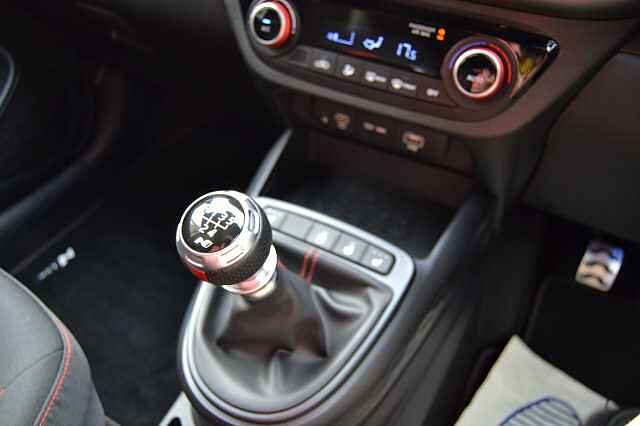 Hyundai i10 1.0 TGDI N LINE NAV, PHENOMENAL EXAMPLE OF THIS SPORTY HATCH