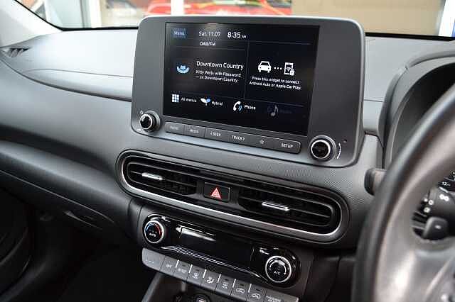 Hyundai KONA 1.6 GDI SELF CHARGING HYBRID AUTO,  LOW MILEAGE EXAMPLE