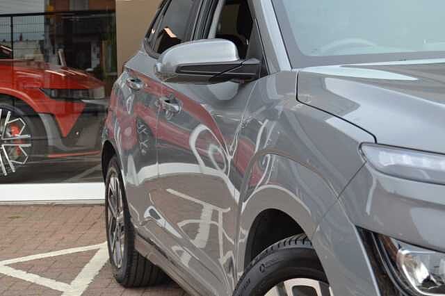 Hyundai KONA 39KWH PREMIUM AUTO, FIRST CLASS EXAMPLE OF THIS BEST SELLER, ONLY 16,483 MILES Grey