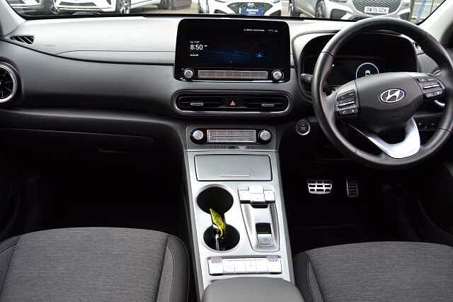 Hyundai KONA 39KWH PREMIUM AUTO, FIRST CLASS EXAMPLE OF THIS BEST SELLER, ONLY 16,483 MILES Grey