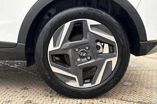 Hyundai BAYON 1.0 TGDi Premium 5dr DCT Atlas White