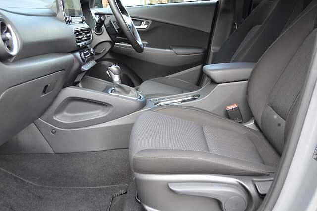 Hyundai KONA 1.6 GDI PREMIUM SELF CHARGING HYBRID AUTO ONLY 16,315 MILES Grey