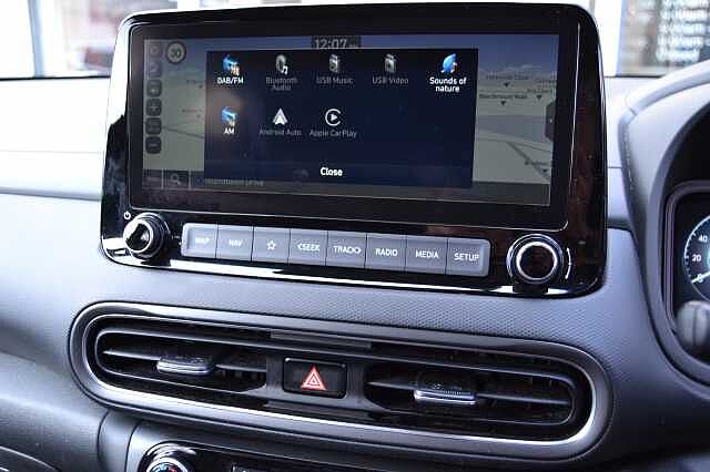 Hyundai KONA 1.6 GDI PREMIUM SELF CHARGING HYBRID AUTO ONLY 16,315 MILES Grey