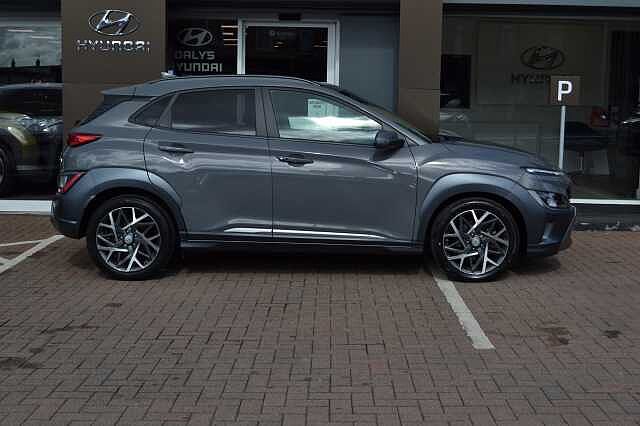 Hyundai KONA 1.6 GDI PREMIUM SELF CHARGING HYBRID AUTO ONLY 16,315 MILES Grey