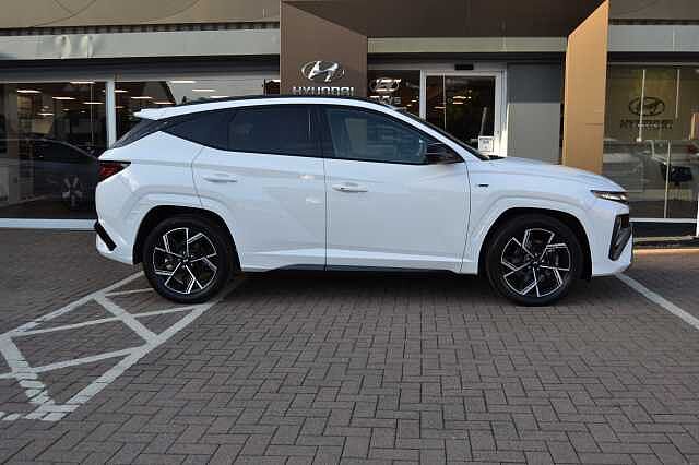 Hyundai TUCSON 1.6T 48V MHD N Line 5dr DCT Atlas White