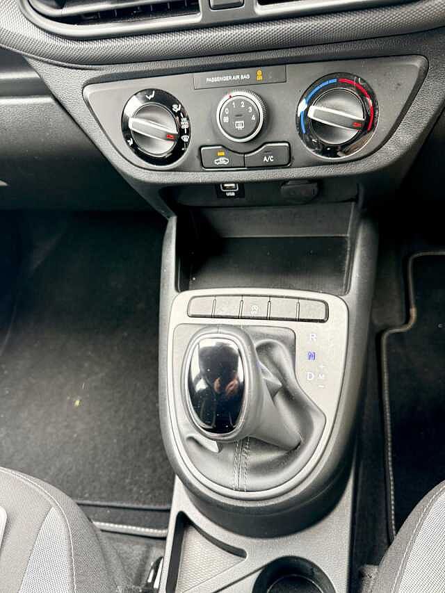 Hyundai I10 1.2 MPi SE Connect 5dr Auto Silver