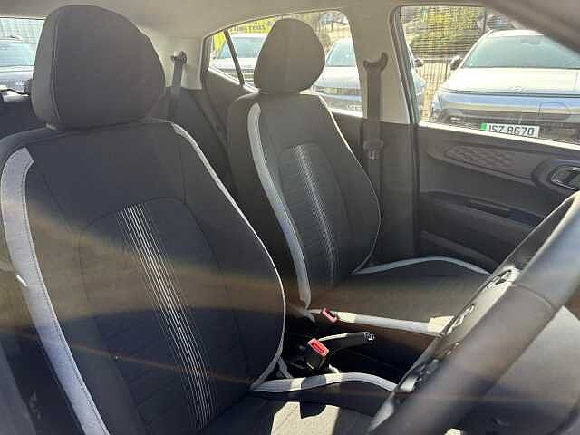 Hyundai i10 1.0 [63] Advance 5dr [Nav]