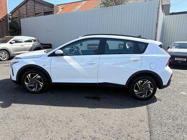 Hyundai BAYON 1.0 TGDi 48V MHEV SE Connect 5dr White