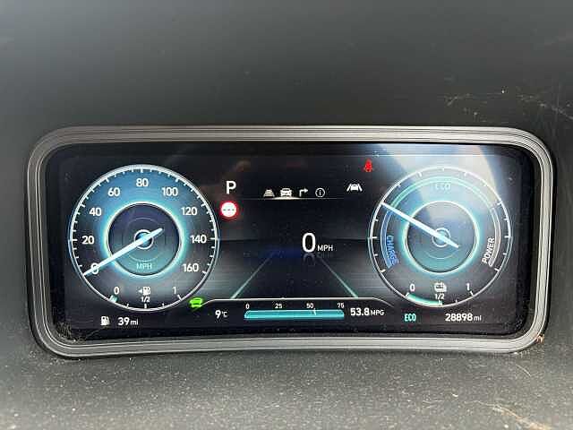 Hyundai KONA 1.6 GDi Hybrid Premium 5dr DCT Red