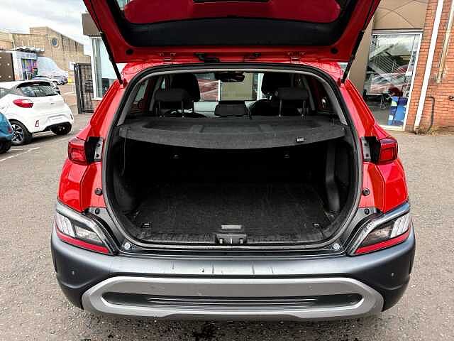 Hyundai KONA 1.6 GDi Hybrid Premium 5dr DCT Red