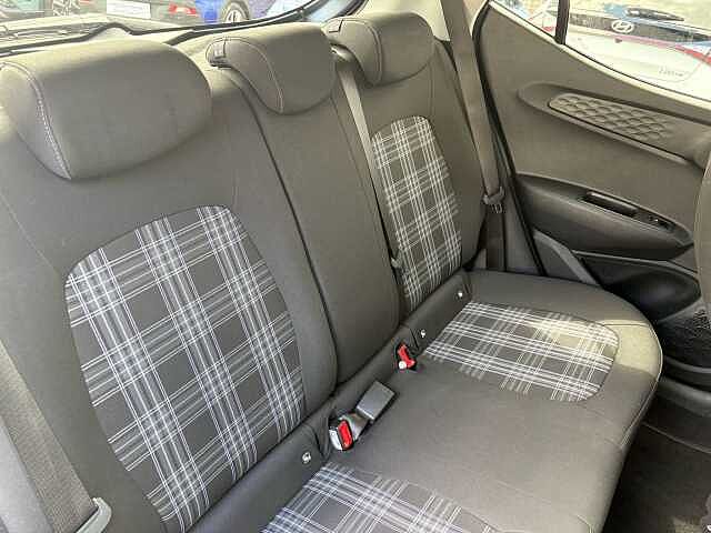 Hyundai i10 1.2 MPi Premium 5dr Auto