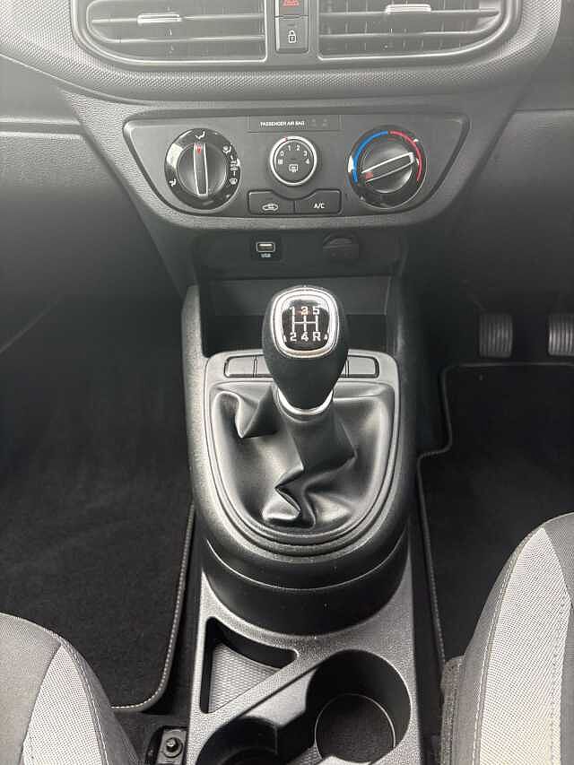 Hyundai I10 1.0 MPi SE Connect 5dr Green