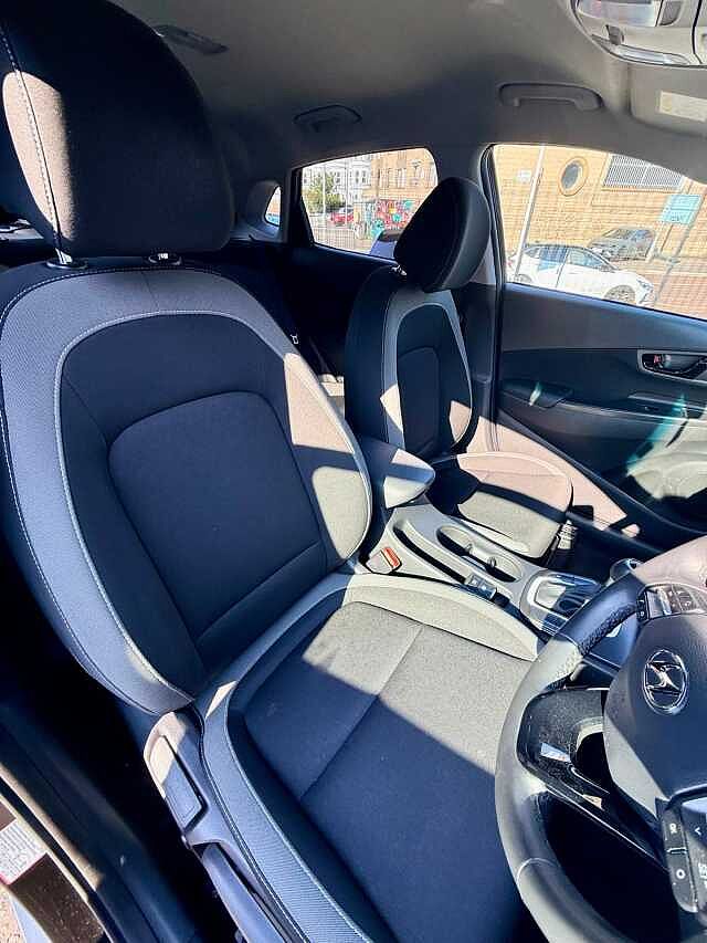 Hyundai KONA 1.6 GDi Hybrid Premium 5dr DCT