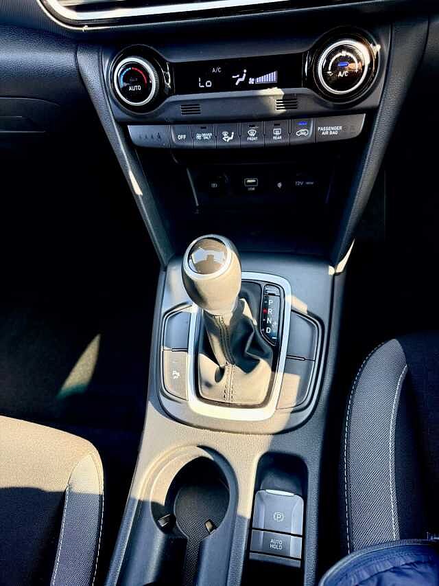 Hyundai KONA 1.6 GDi Hybrid Premium 5dr DCT