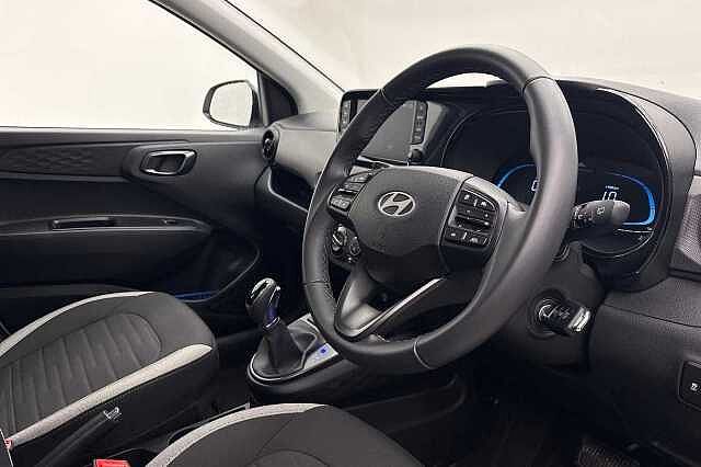 Hyundai i10 1.0 [63] Advance 5dr Auto [Nav]