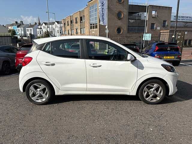 Hyundai I10 1.2 MPi SE Connect 5dr Auto White