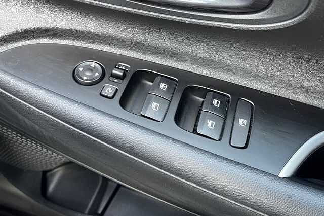 Hyundai I20 1.0 T-GDi Premium DCT Euro 6 (s/s) 5dr Blue