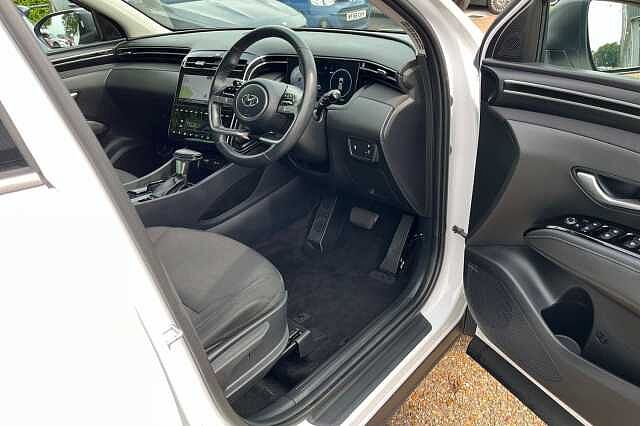 Hyundai TUCSON 1.6 T-GDi MHEV Premium DCT Euro 6 (s/s) 5dr White