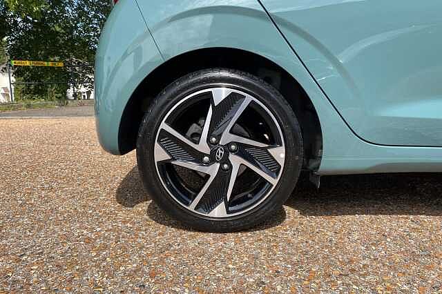 Hyundai i10 1.0 Premium Auto Euro 6 (s/s) 5dr