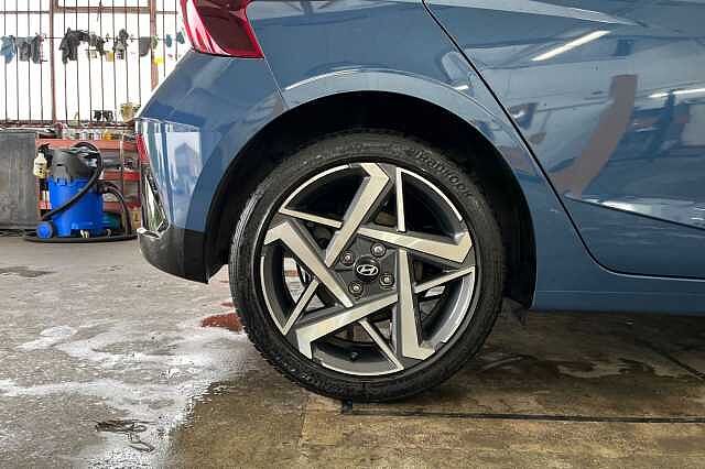 Hyundai I20 1.0 T-GDi Premium DCT Euro 6 (s/s) 5dr Blue