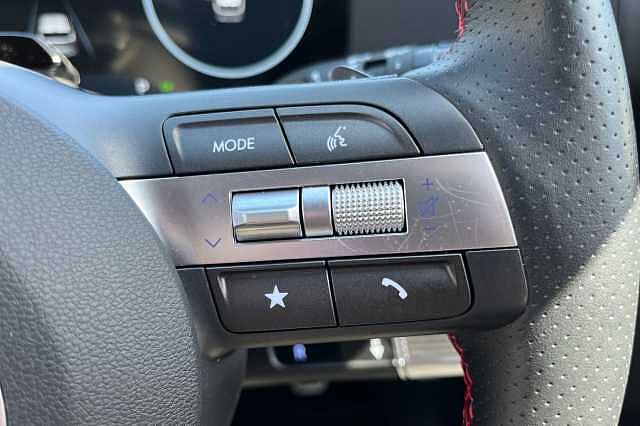 Hyundai KONA 1.6 h-GDi N Line S DCT Euro 6 (s/s) 5dr White
