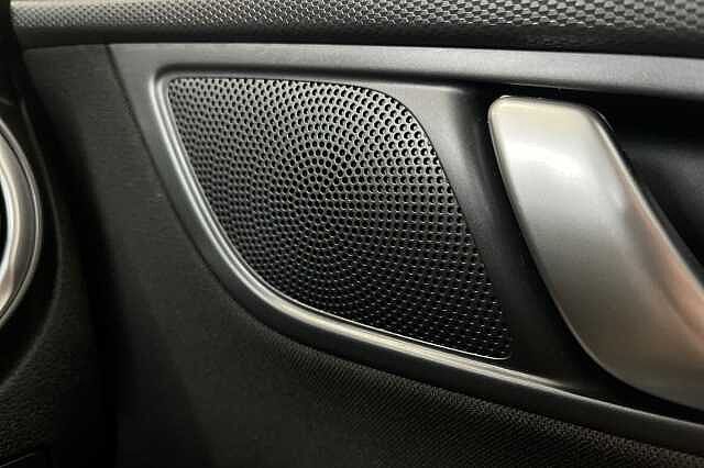 Hyundai KONA 1.6 h-GDi Premium DCT Euro 6 (s/s) 5dr