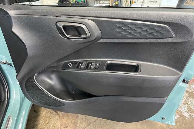 Hyundai i10 1.2 Advance Auto Euro 6 (s/s) 5dr