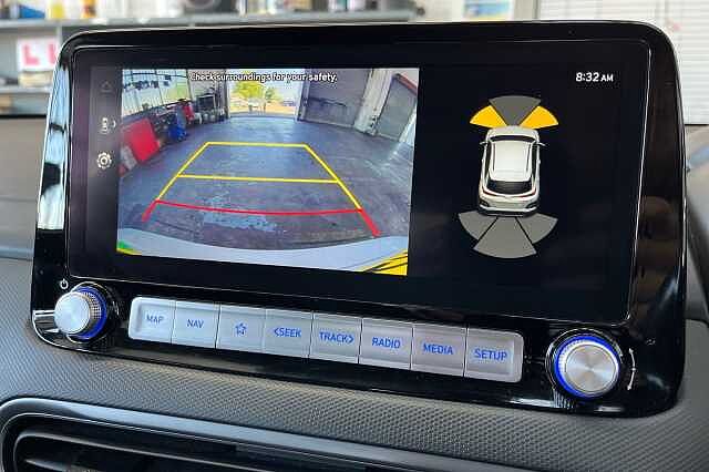 Hyundai KONA 64kWh Premium Auto 5dr (10.5kW Charger)